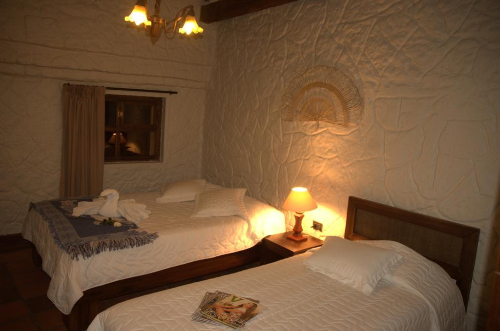 Hotel Quito Antiguo Quarto foto